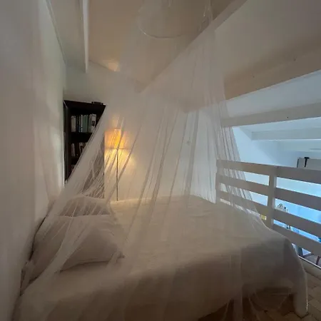 Sort Tes Tongs !! * Agde