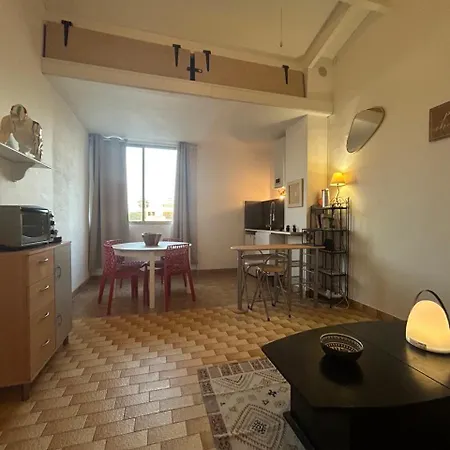 Sort Tes Tongs !! Appartement